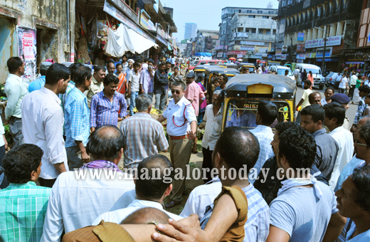 Cental Market merchants and street vendors clash